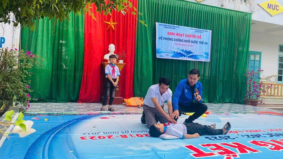 MỘT SỐ THÔNG TIN TUYÊN TRUYỀN PHÒNG CHỐNG ĐUỐI NƯỚC CỦA LIÊN ĐỘI TRƯỜNG TIỂU HỌC MINH CHÂU