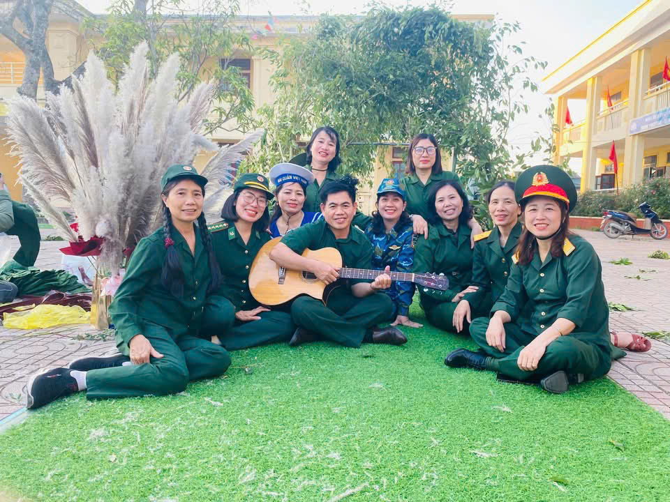 gen n z7359169780128 234b8d2c667ea51d1894783bbd5f9aed