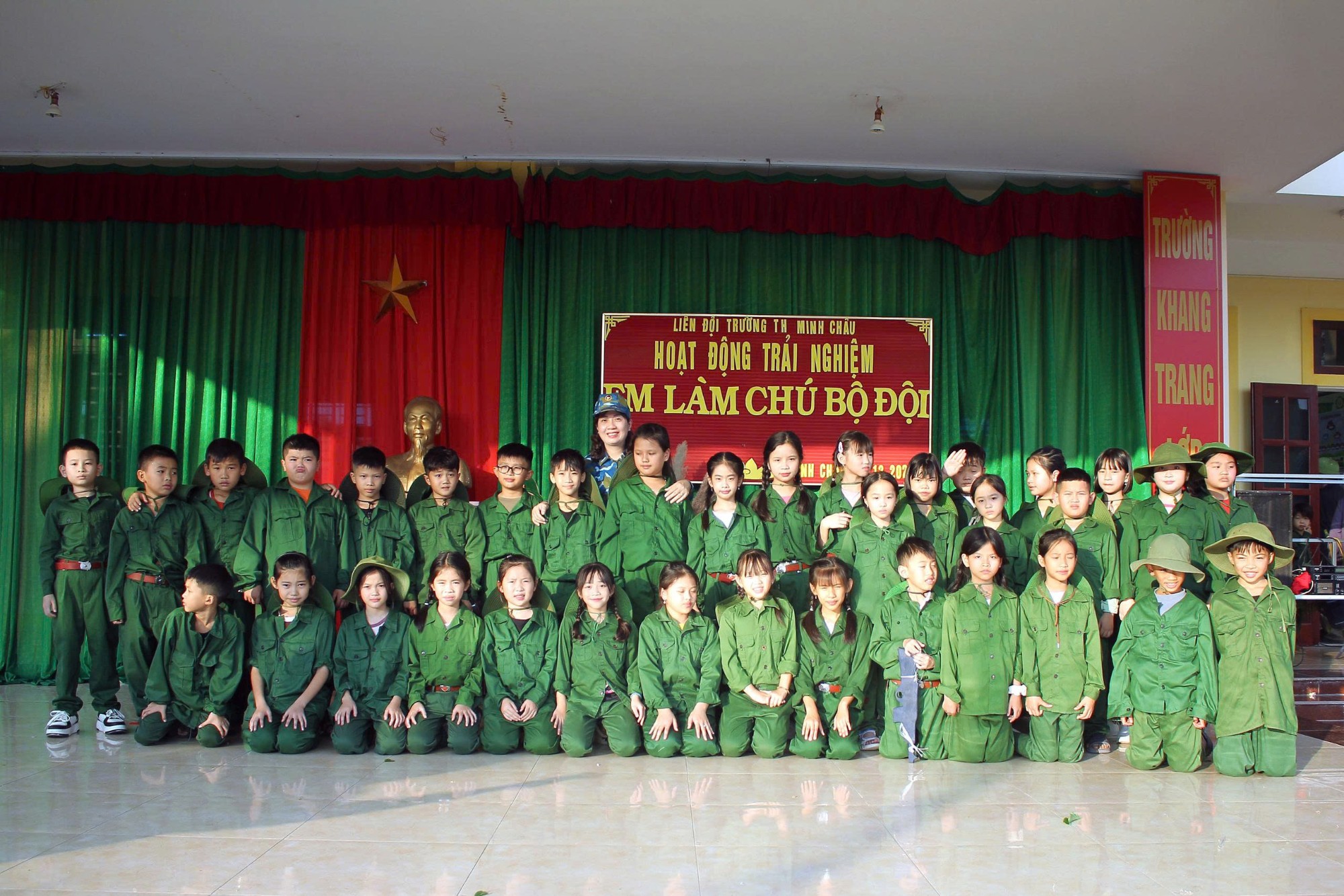 z7352577811829 6d0f3042705dd5a1add0546d7280e4ae